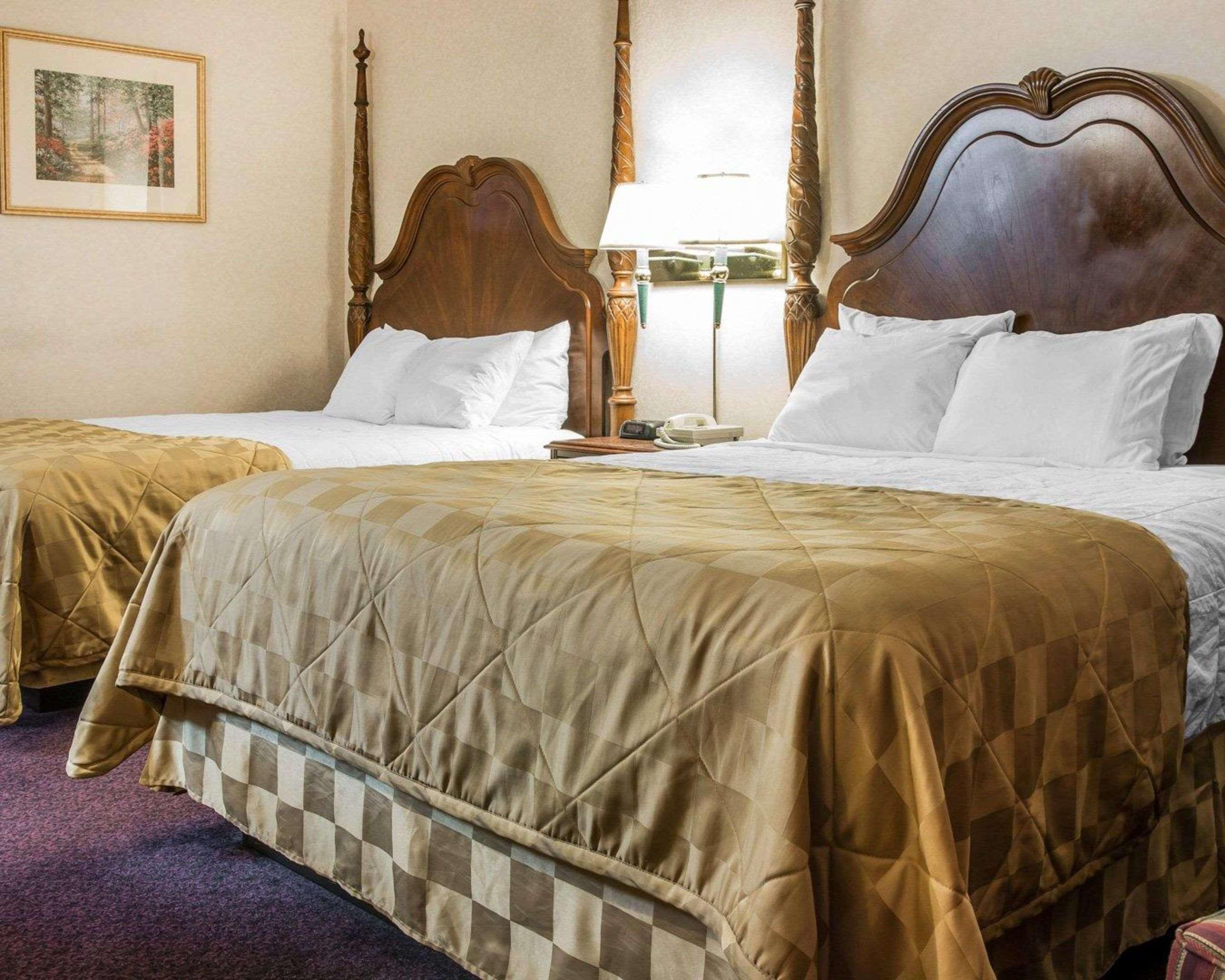 Clarion Hotel Beachfront Маккино Сити Экстерьер фото